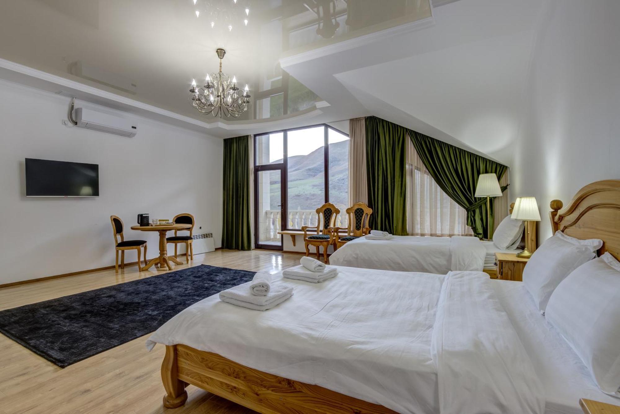 Mountain View Hot Spring Resort Bishkek Esterno foto